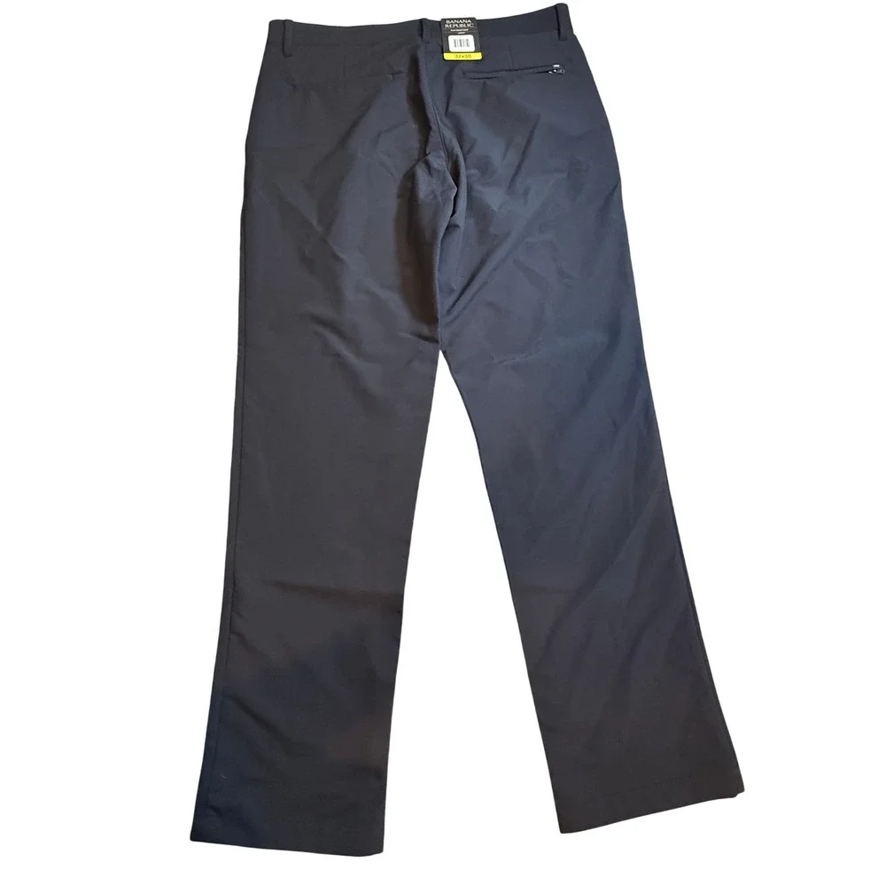 Banana Republic Mens Flat Front Pants Black 32x30 Straight Leg 1557516 NWT